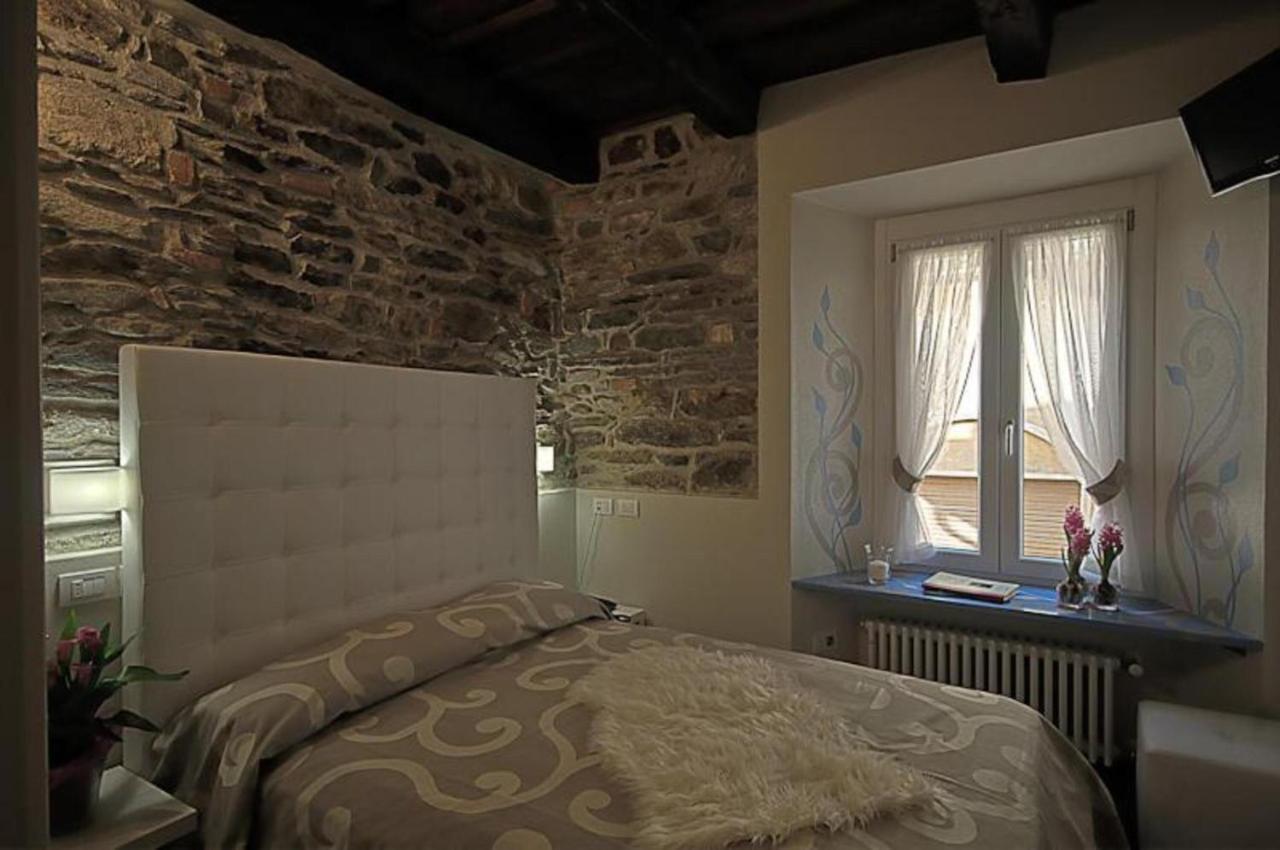 אורטה סאן ג'יוליו Locanda Di Orta מראה חיצוני תמונה