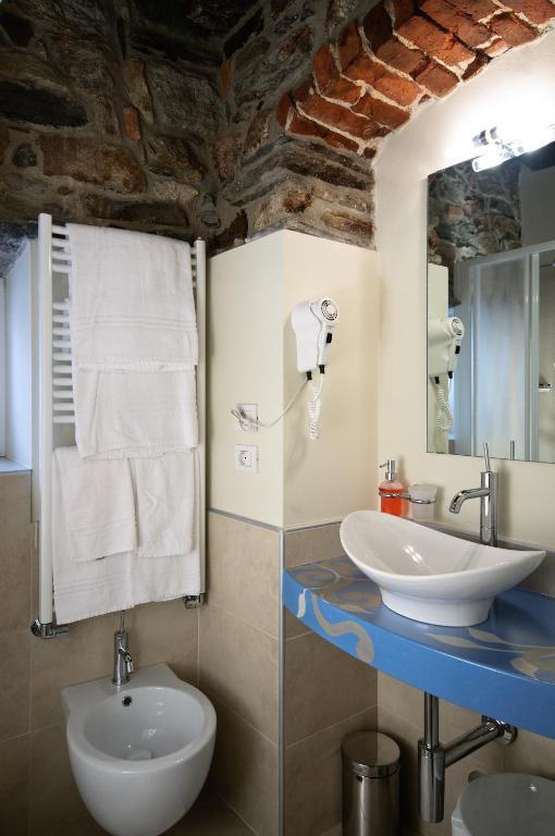 אורטה סאן ג'יוליו Locanda Di Orta חדר תמונה