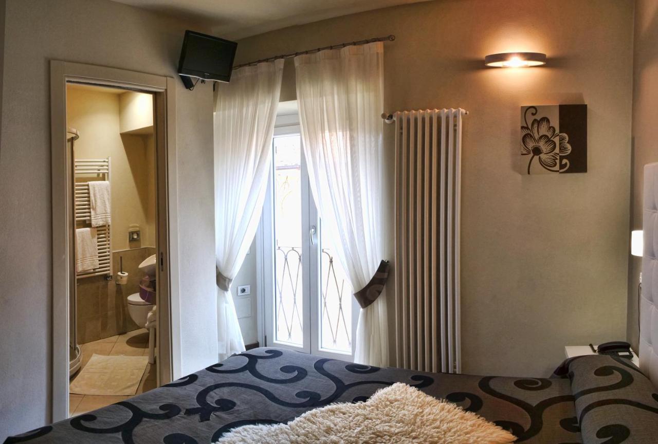 אורטה סאן ג'יוליו Locanda Di Orta מראה חיצוני תמונה